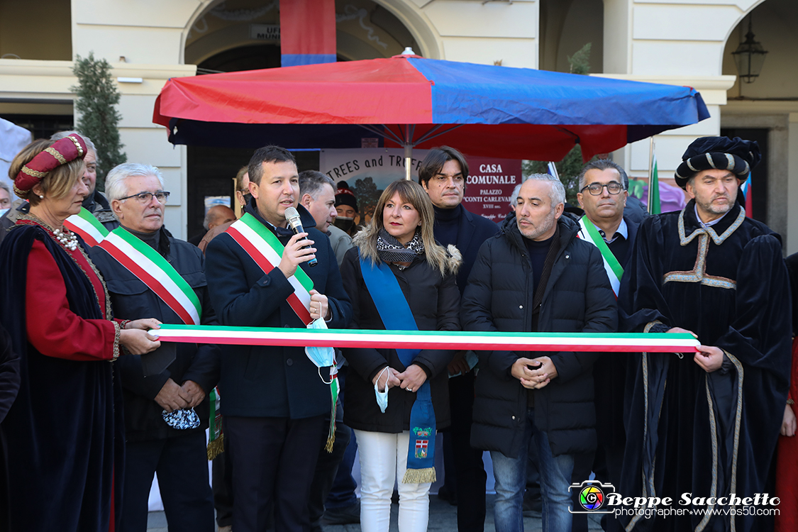 VBS_5742 - 10.ma Fiera Nazionale del Tartufo e Fiera dei Santi.jpg